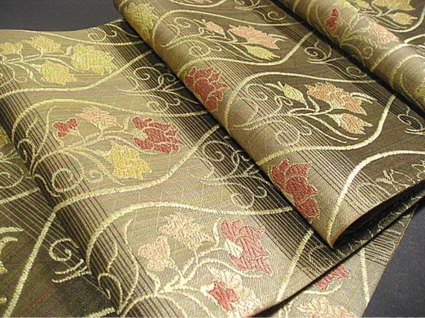 美しいキモノ掲載柄（女優・田丸麻紀さん着用柄）新品西陣織袋帯【綿芯